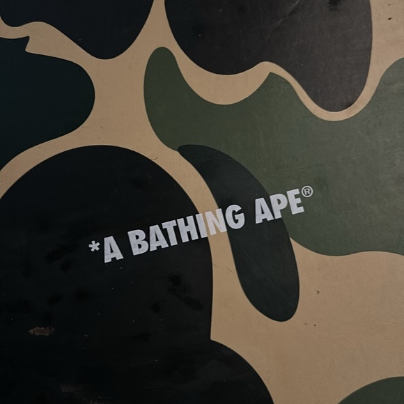 Bape - Picture 6 of 7
